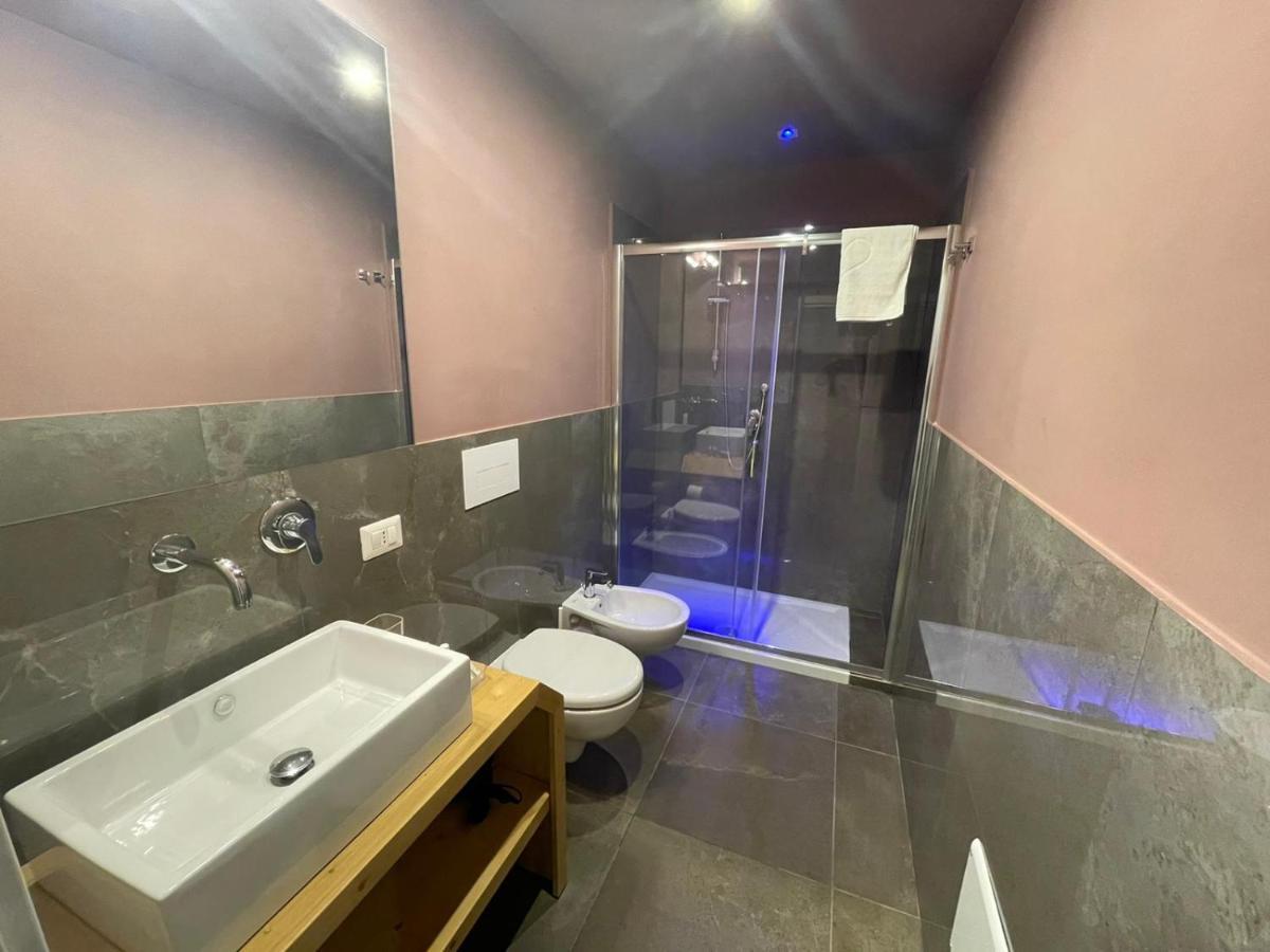 Hotel Be Italian Flat Bovio Neapel Exterior foto