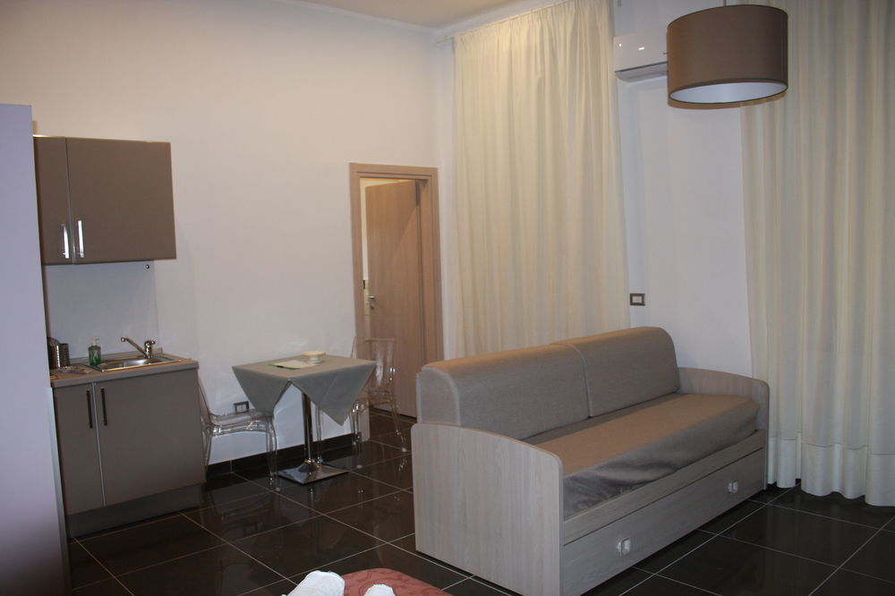 Hotel Be Italian Flat Bovio Neapel Exterior foto