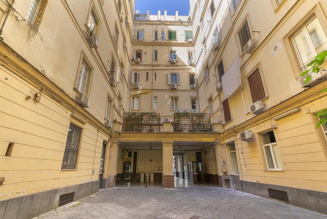 Hotel Be Italian Flat Bovio Neapel Exterior foto