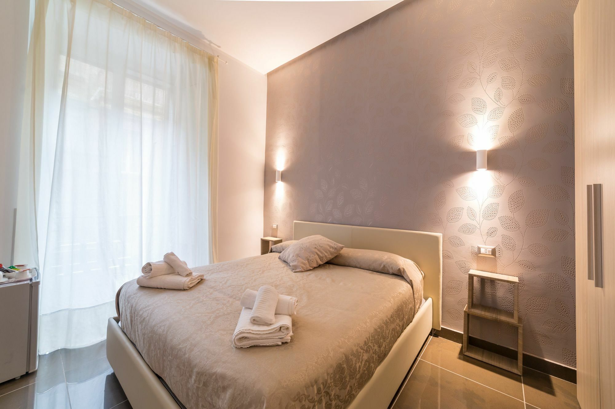 Hotel Be Italian Flat Bovio Neapel Exterior foto